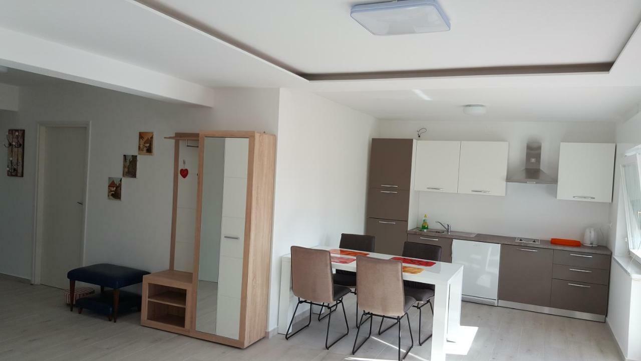 Vipava Apartamento Selce Exterior foto