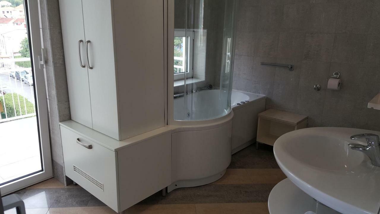 Vipava Apartamento Selce Exterior foto