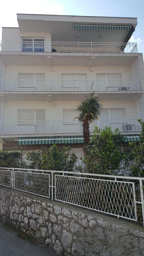 Vipava Apartamento Selce Exterior foto